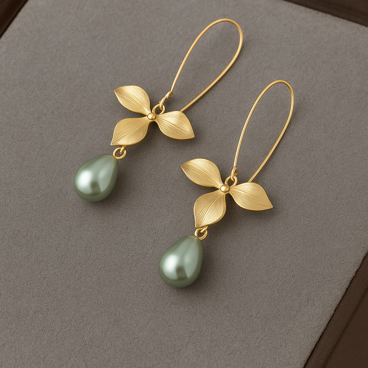 Erzulie | Ohrringe mit goldenem Blatt