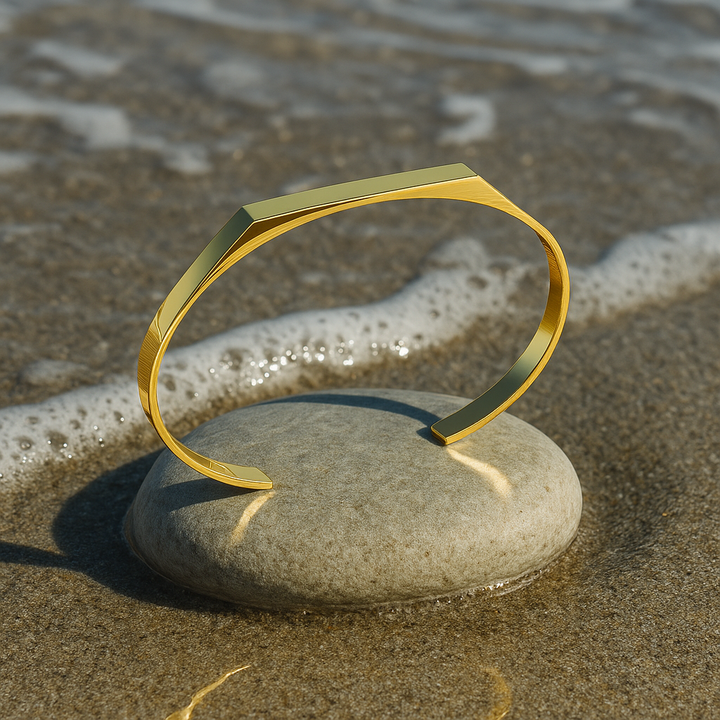 Coralia | Goldene Linie Armband