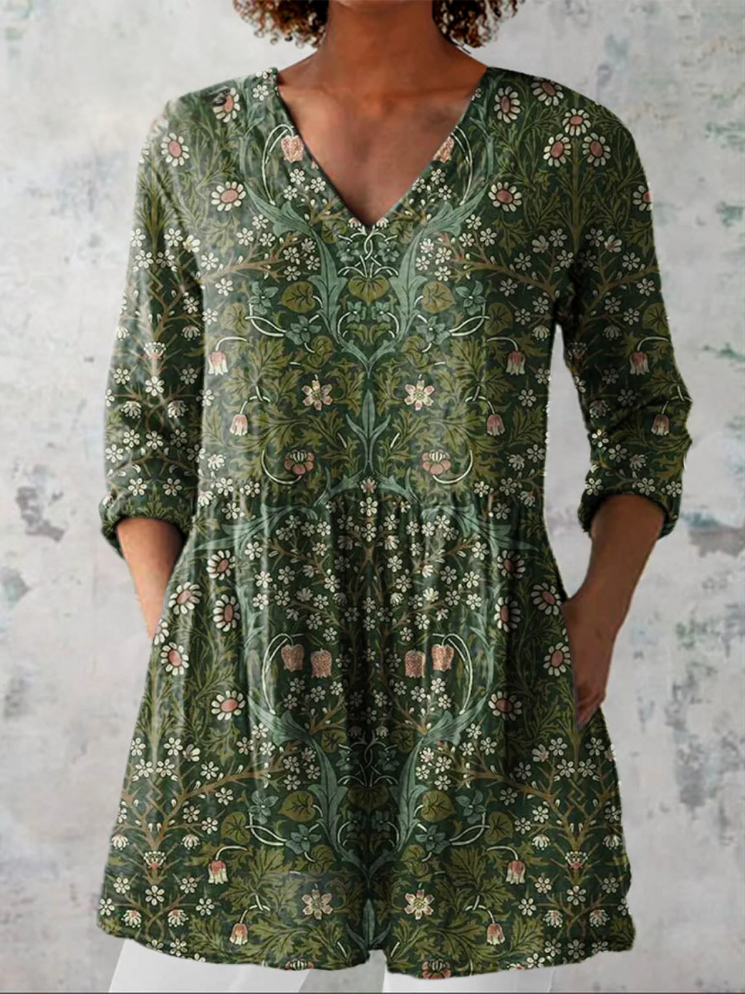 Julie | Lange Bluse mit V-Ausschnitt