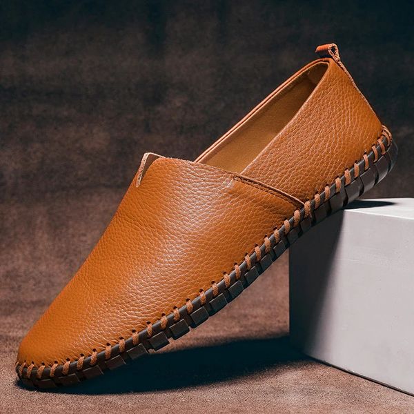 Handgenähte Loafers aus Leder