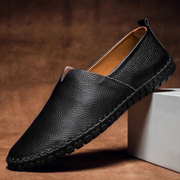 Handgenähte Loafers aus Leder