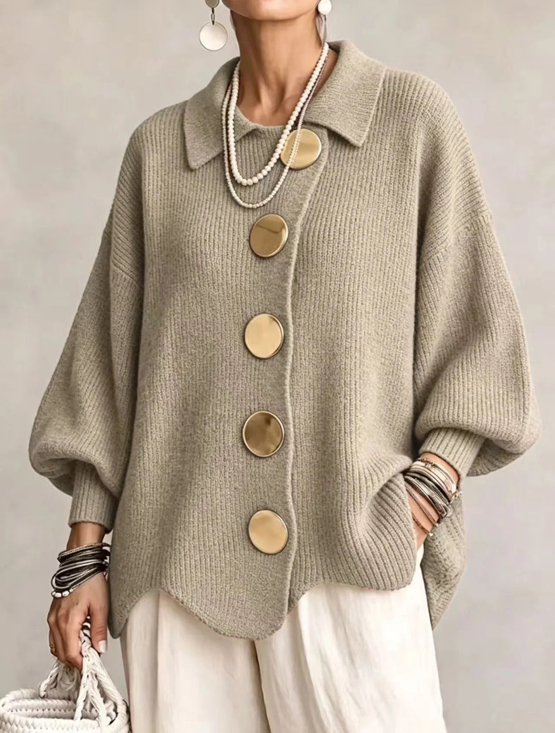 Karina - Oversized Cardigan mit Kragen und Knöpfen