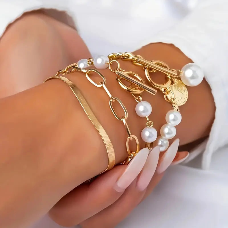 Set von Luxuriösen Perlenarmbändern