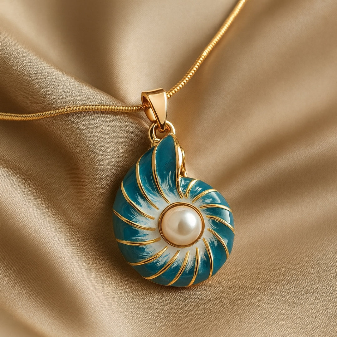 Halskette mit Blauer Muschel