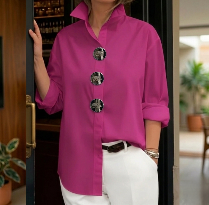 Übergroße Bluse mit Metallic-Knöpfen