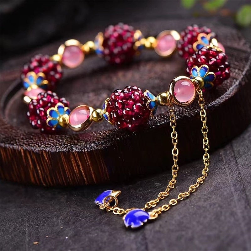 Armband Beeren aus Natursteinen