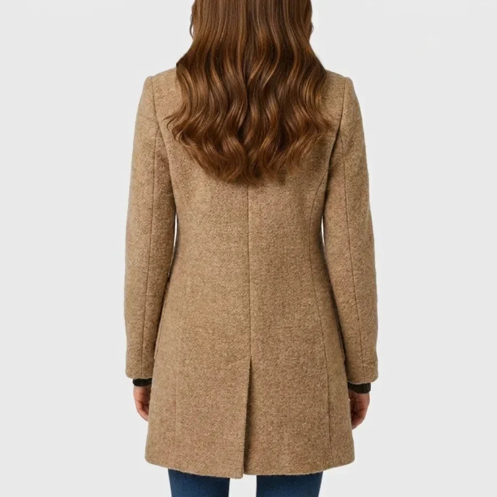 Emma  | Eleganter Mantel mit Knöpfen