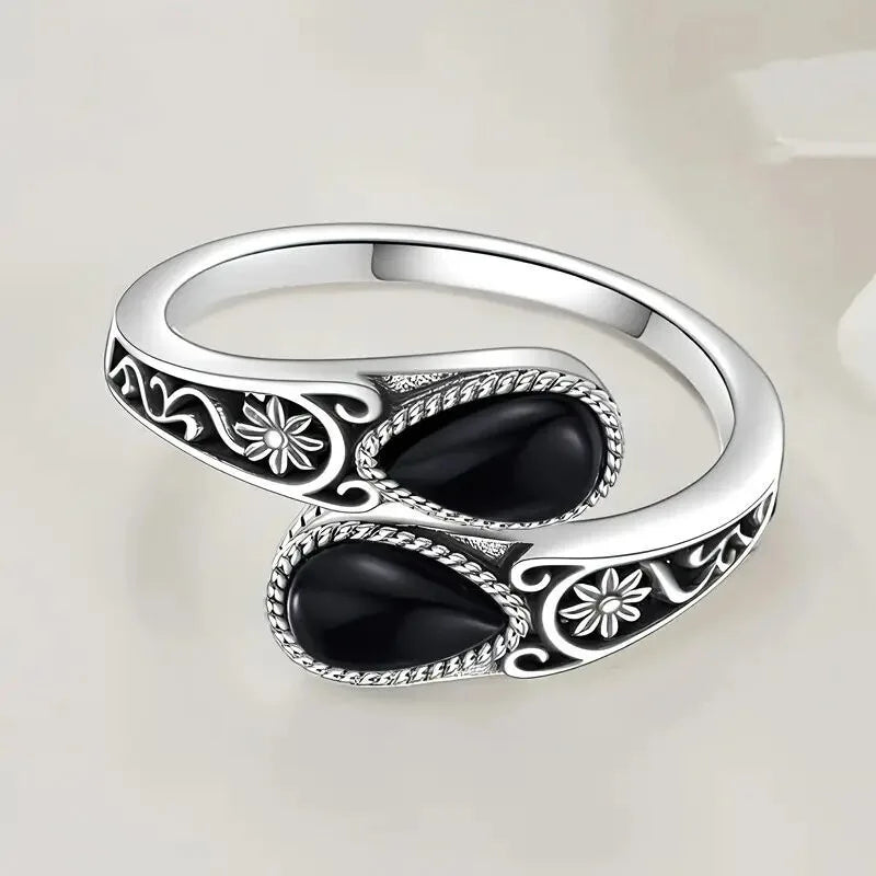 Eleganter Ring mit Mondsteinblüte