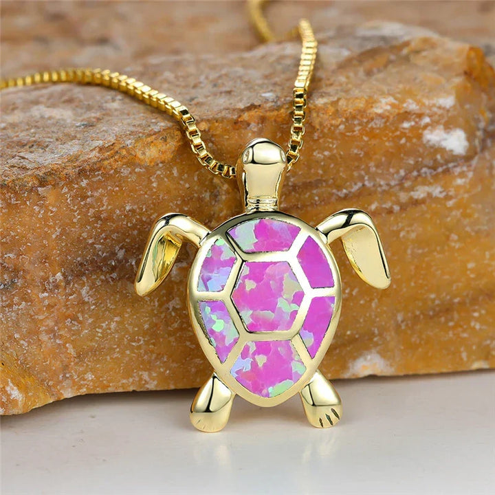 Vintage Gold Schildkrötenanhänger aus grünem Feueropal