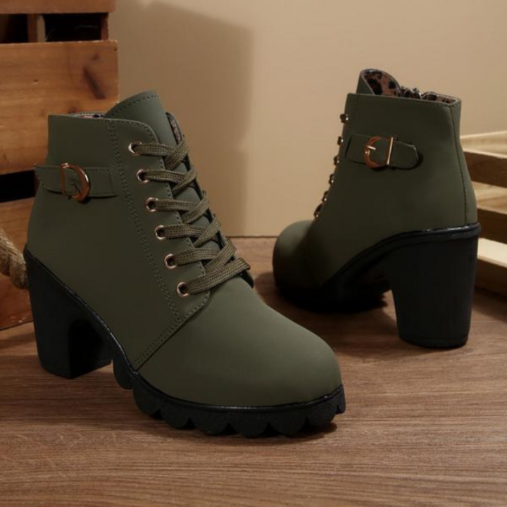 Hannah i Damen Stiefeletten mit Absatz, gewellter Profilsohle