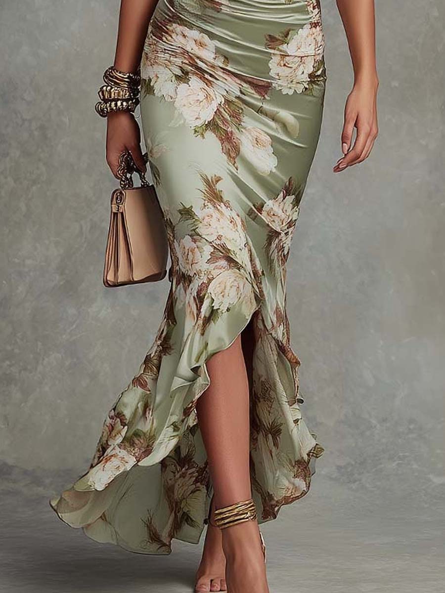 Anna - Asymmetrisches langes Kleid aus grünem Satin mit V-Ausschnitt, schwingenden Puffärmeln und floralem Muster