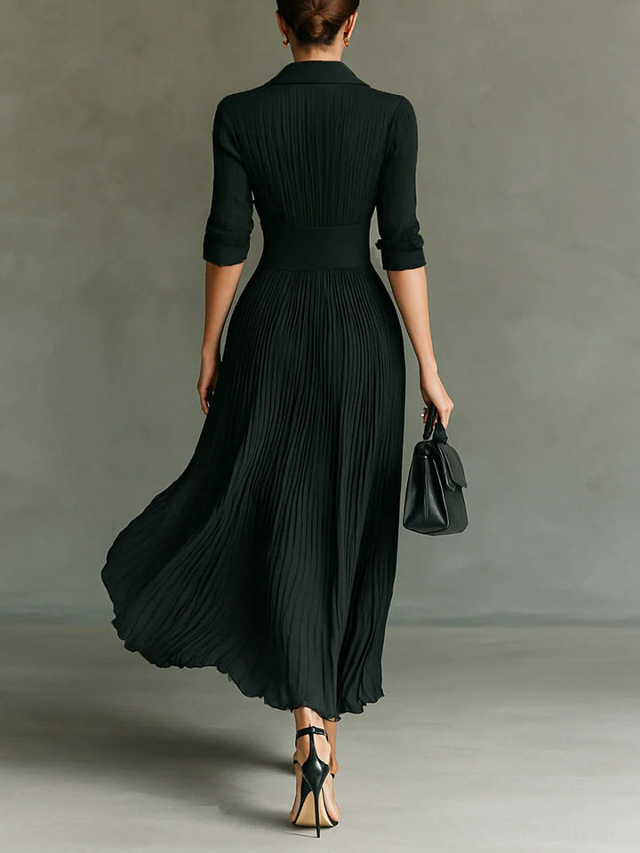Elvire | Langes Plissee-Kleid mit Revers und Hoher Taille