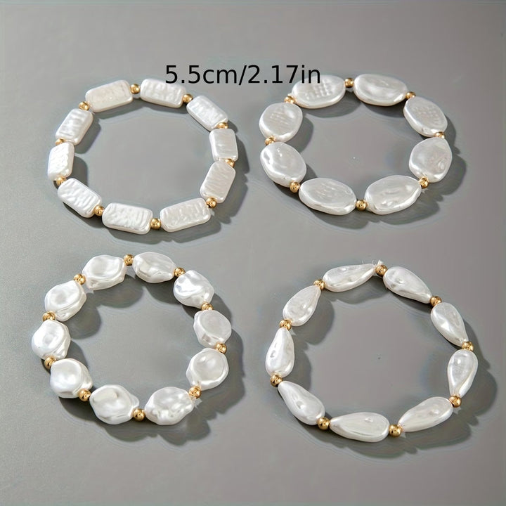Set aus 4 Armbändern mit Perlen