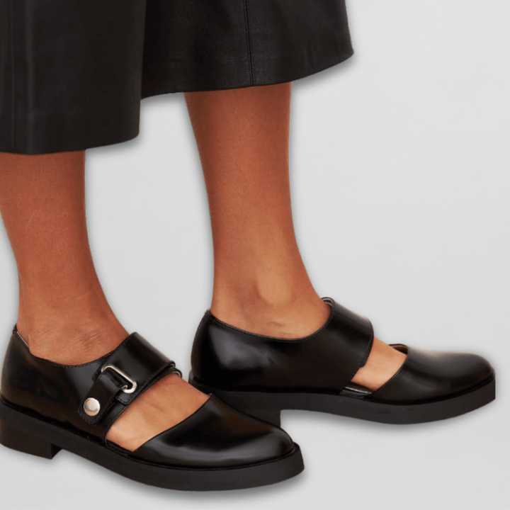 Antonietta | Klassische Mary Janes mit verstellbarem Riemen