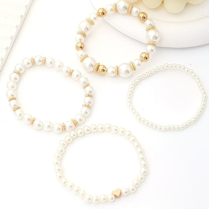 Set von Stapelbaren Perlenarmbändern in 4