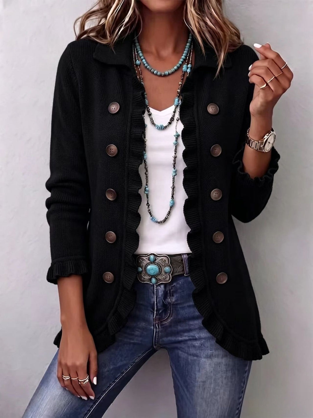 Camila | Schwarze Strickjacke mit Volants