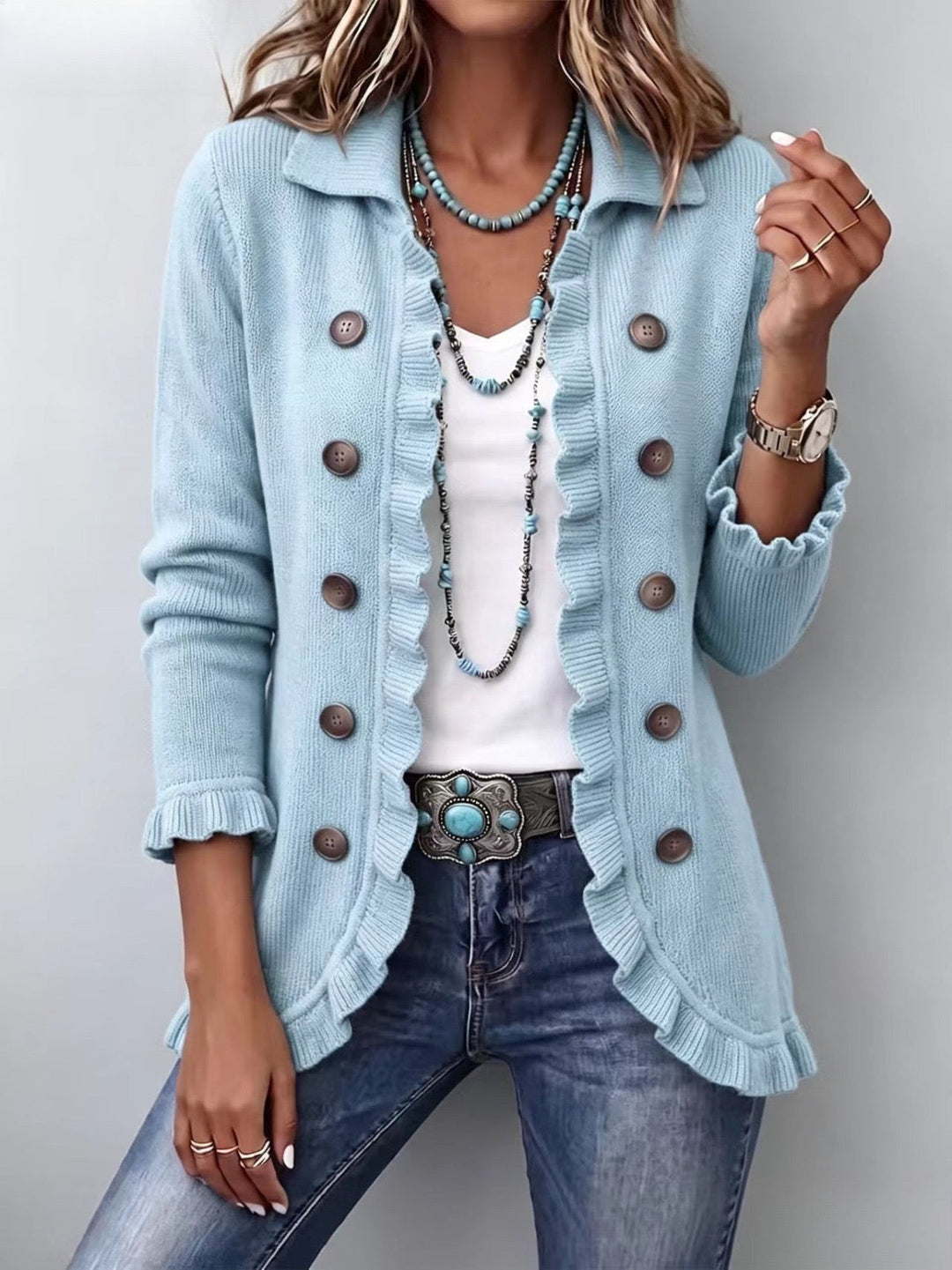 Cecilia | Pulloverjacke in Staubblau mit Rüschen