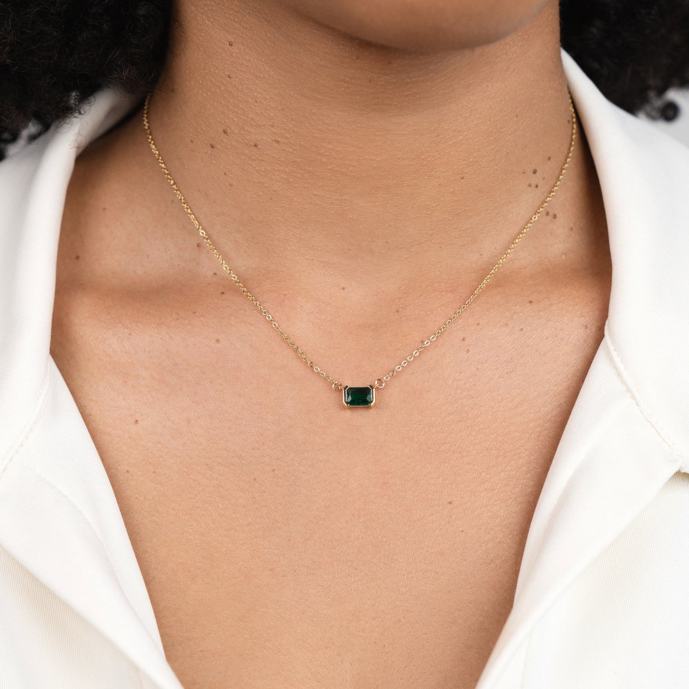 Zartes Collier mit Smaragd