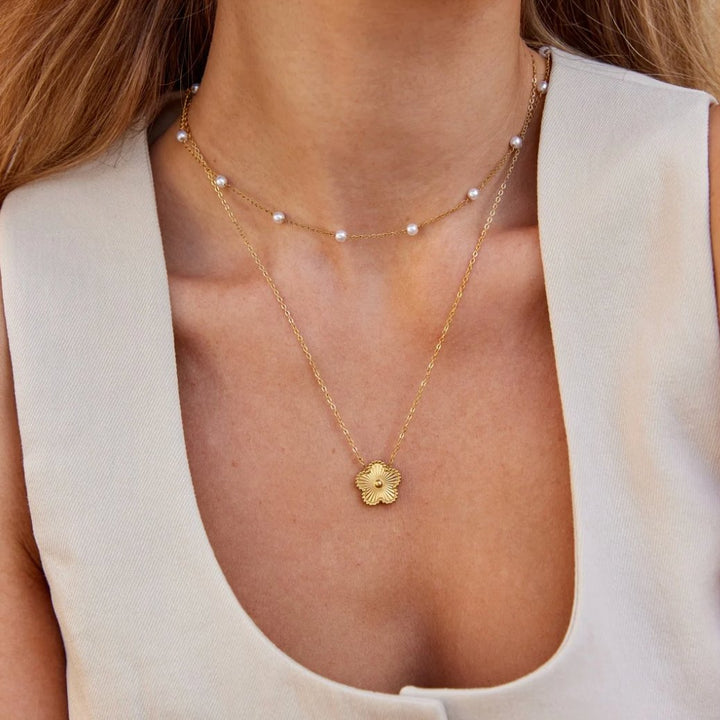 Zeitlose Goldperlenkette